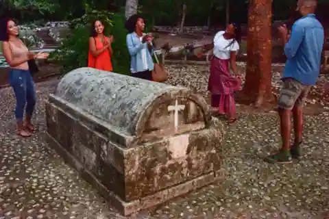 Montego Bay: Rose Hall Great House Tour from Ocho Rios