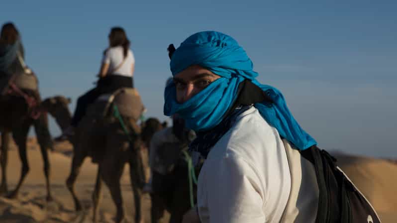 Depuis Errachidia : Merzouga, aller-retour de 2 jours « sur mesure » - dromadaire