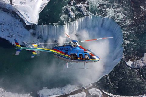 Niagarafälle: Helikopterflug und Bootsfahrt