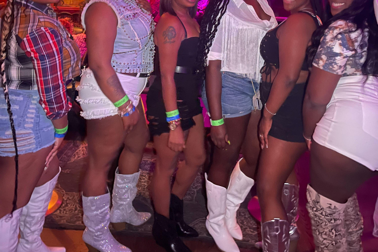 Miami: Bar Crawl guidato con sconti sulle bevande e ingresso al club