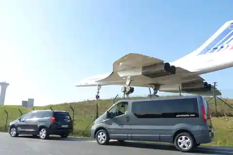 Parigi: Transfer aeroportuale VIP da e per l'aeroporto di Orly