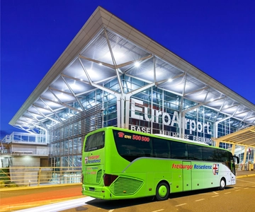 Friburgo: trasferimento in autobus da/per l'Euroaeroporto di Basilea