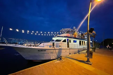 Cartagena: Experiência culinária de 4 pratos a bordo de um catamarã