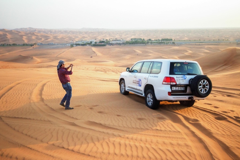 Dubaj: poranne safari na pustyniEkskluzywne poranne safari po pustyni w Dubaju