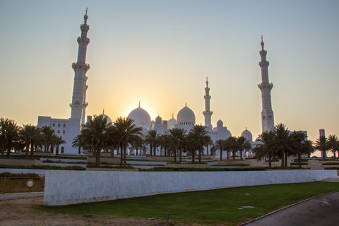 Abu Dhabi: Big Bus Hop-On Hop-Off Tour turísticoBillete de 48 horas con entrada al Museo del Louvre