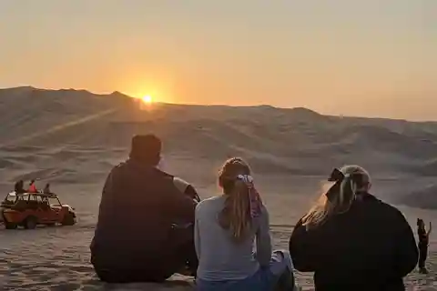 Lima: Paracas & Huacachina Oase Tagestour mit Wein & Dünen