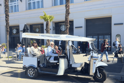 Madrid: Private Tuk Tuk Tour with Expert Guide and Panoramic Views The Classics Tour ~ Discover Madrid in 60 minutes from your STARTING POINT!