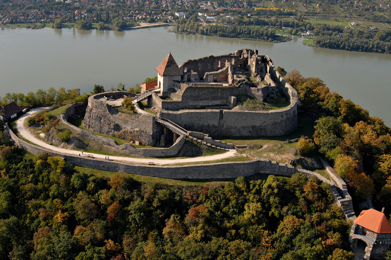 Danube Bend: Private 8-Hour Full Board Tour from Budapest Danube Bend: All-Day Private 8-Hour Tour from Budapest