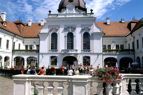 From Budapest: Royal Palace of Gödöllő Private Tour