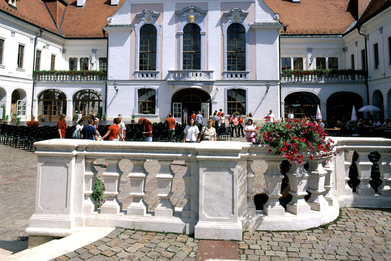 Gödöllő: tour privato del Palazzo Reale da BudapestPalazzo Reale di Gödöllő: tour privato da Budapest