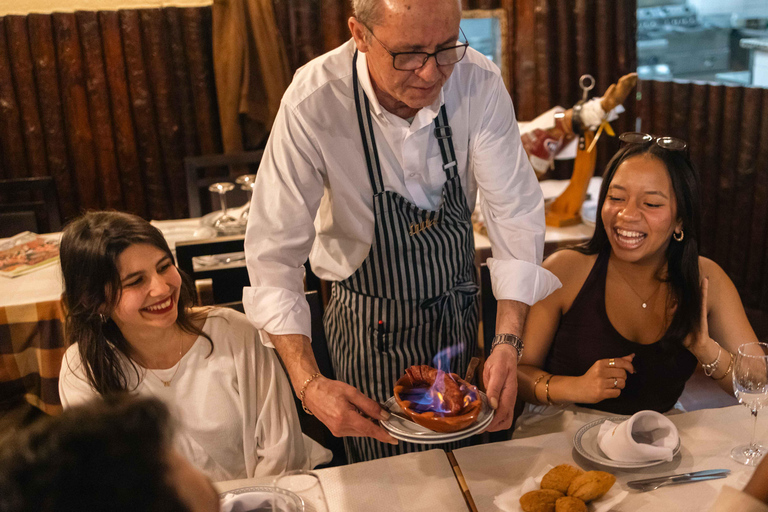 Lisbon: Graça Food & Wine Tour in Traditional Taverns Food & Wine Walking Tour