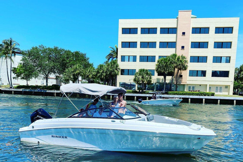 Fort Lauderdale : Location de bateau privé pour 12 personnes2 heures de location