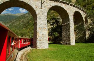 Ab Mailand: Tagestour St. Moritz und Bernina-Express