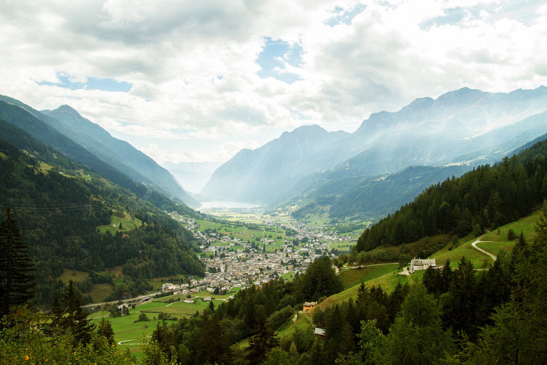 Från Milano: Bernina och St Moritz Dagstur med Scenic TrainAvresa från Downtown