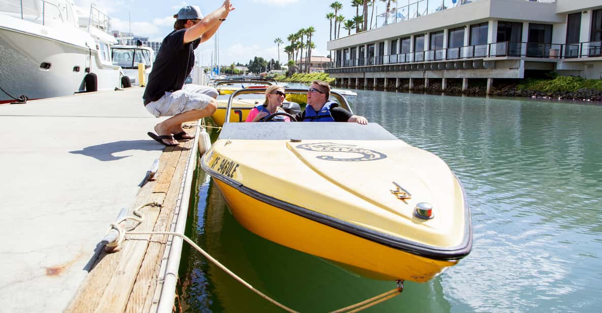San Diego: Drive Your Own Speed Boat 2-Hour Tour