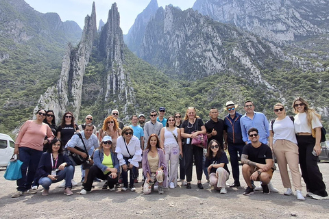 Monterrey: Garcia Caves, Cable car, Transfer and Tickets
