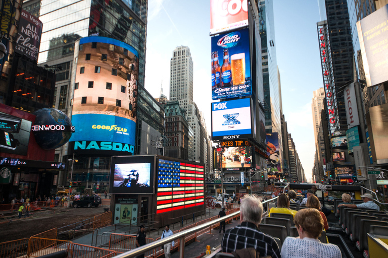 Ciudad de Nueva York: Tour en autobús turístico con paradas libresBillete de un día para descubrir el centro de la ciudad