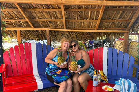 Puerto Plata: El Gallo Ecolodge Day Pass with Lunch