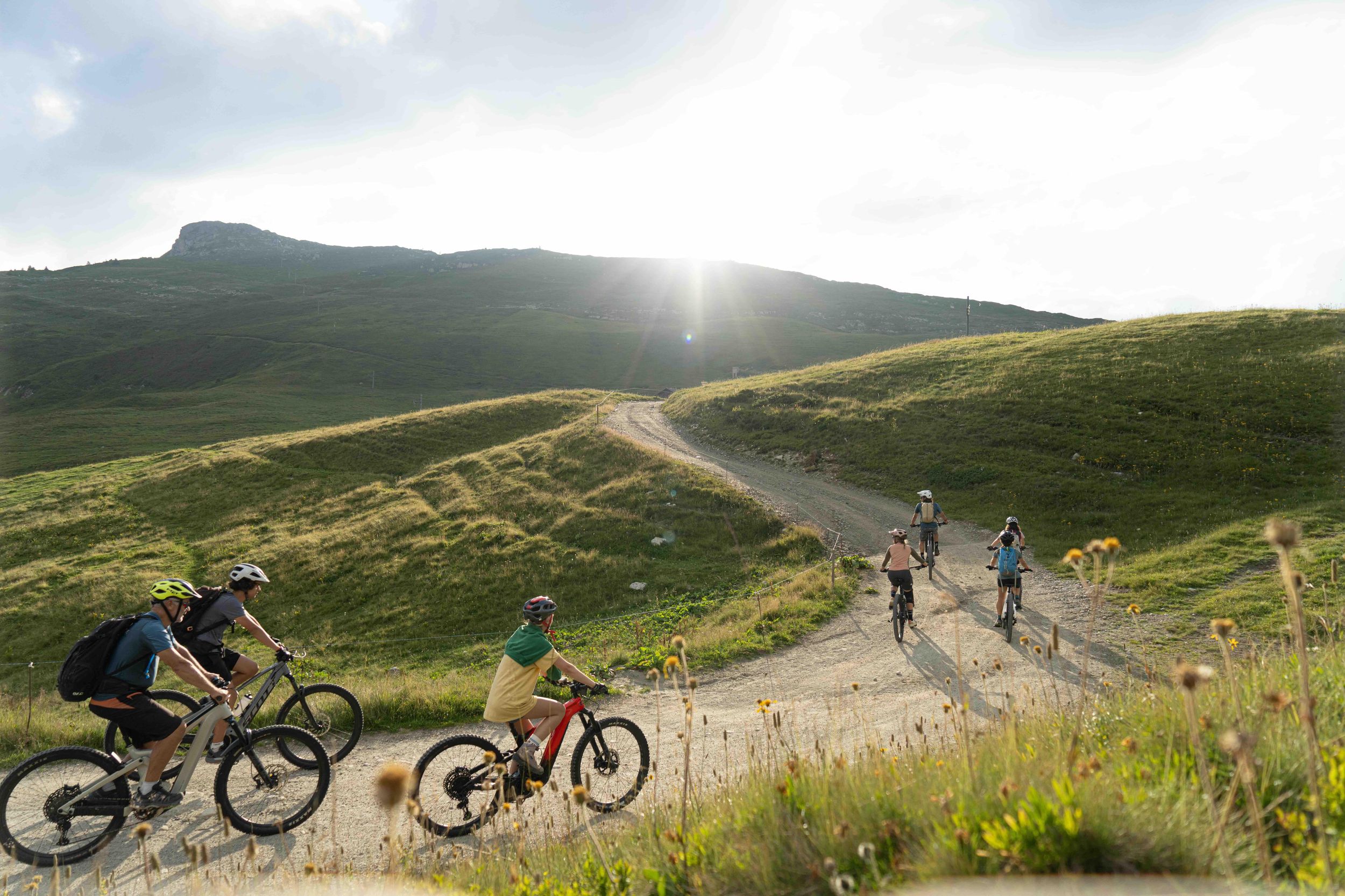 Megève: Geführte E-Bike-Tagestour – Mont-Blanc-Panoramen
