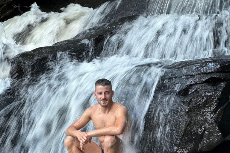 Chiang Mai: 3Days 2Night Trek in Doi Inthanon Area