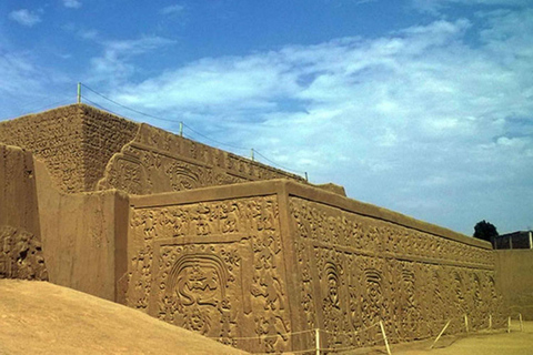 Desde Trujillo || Excursión a la Playa de Chan Chan y Huanchaco