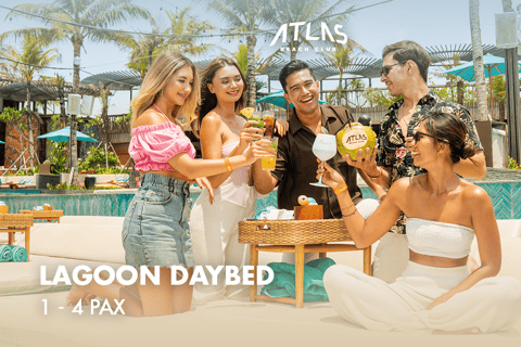 Atlas Beach Club Fest: DayBed/Sofa Buchung mit F&B CreditGround Day Bed - Bett auf der Poolseite mit Sonnenschirm (bis zu 4)