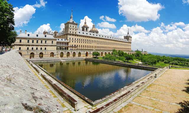 el escorial y toledo tour de día entero desde madrid