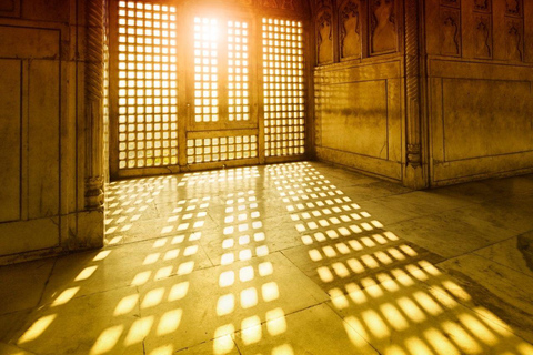 Delhi: Golden Triangle Tour with Ayurvedic Massages