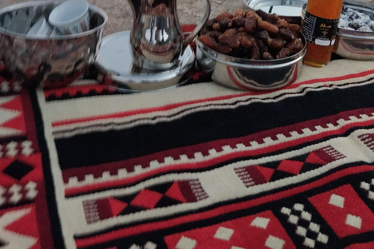 Salalah Secret Beach Tour with Dinner and Snacks