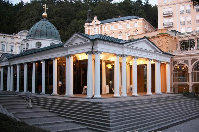 Från Prag: Karlovy Vary och Mariánské Lázně med lunchKarlovy Vary &amp; Marianske Lazne-tur från Prag med lunch