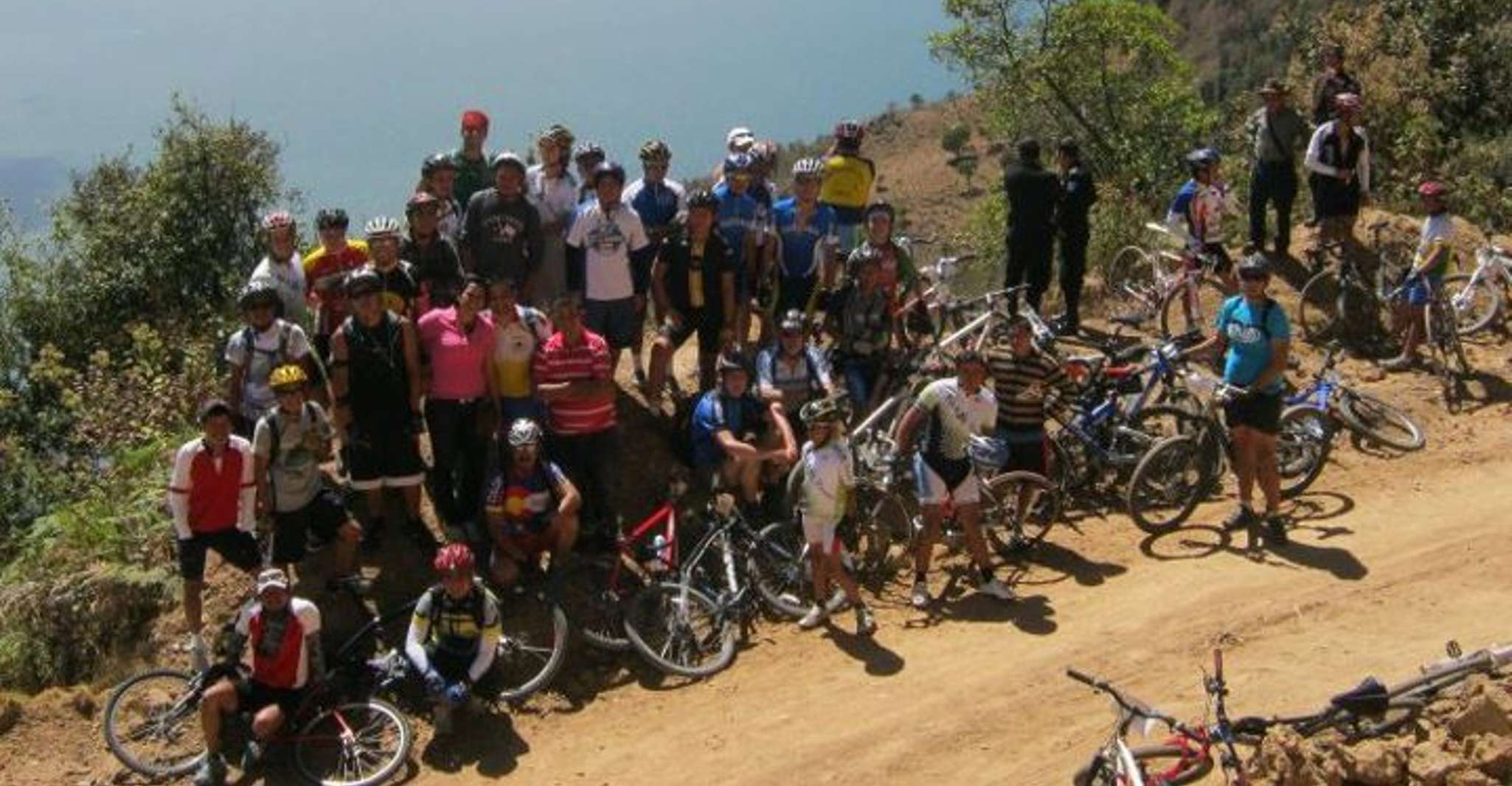 Las Cruces para Panajachel, passeio de bicicleta de meio dia - Hizvo