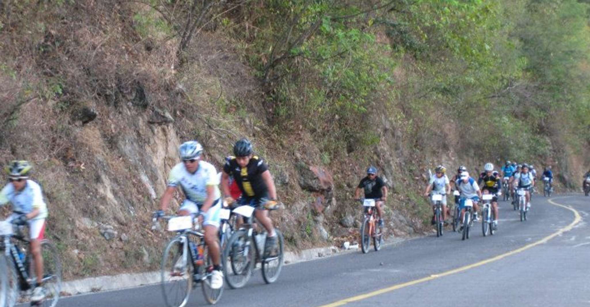 Las Cruces para Panajachel, passeio de bicicleta de meio dia - Hizvo