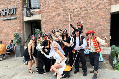 Liverpool: tour dei pub pirata e tour in barcaLiverpool: Giro dei pub pirata e tour in barca