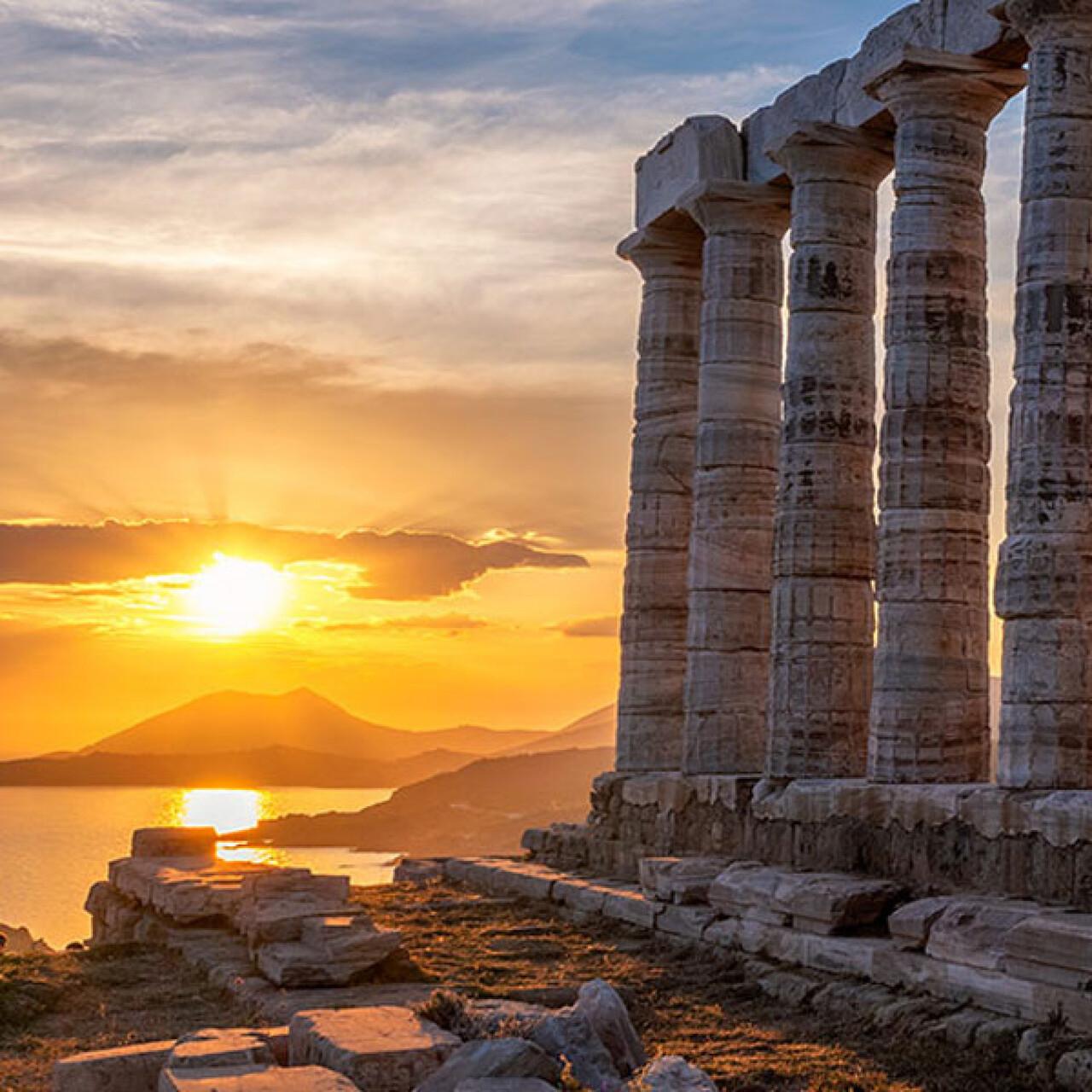 Athen: Kap Sounion Sonnenuntergangstour in kleinen Gruppen mit Luxusbus