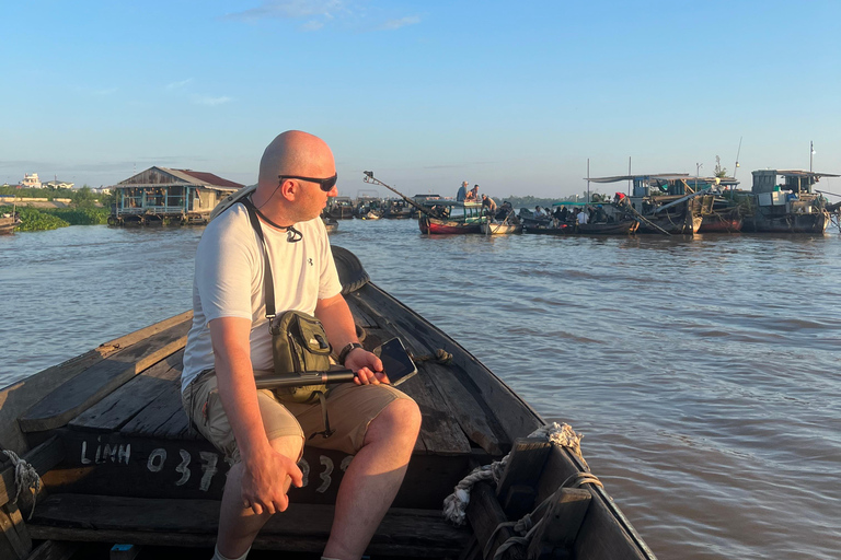 Floating Market, Flower Village Authentic Mekong Delta Tour