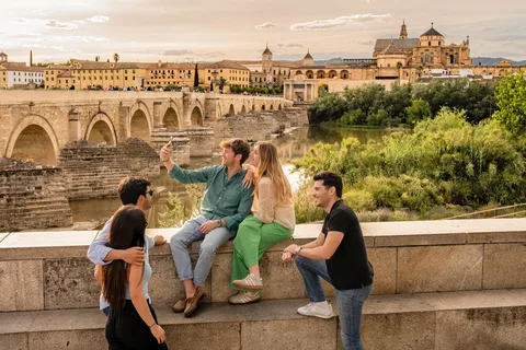 Desde Sevilla 3 ciudades en un día: Córdoba, pueblos blancos y Ronda
