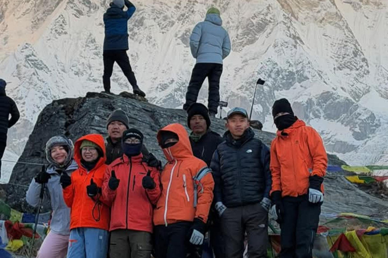 Pokhara: Annapurna base camp Trek with Female Guide