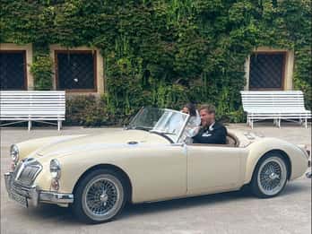 Benissa: Classic Car 2 Hour Self-Guided Tour