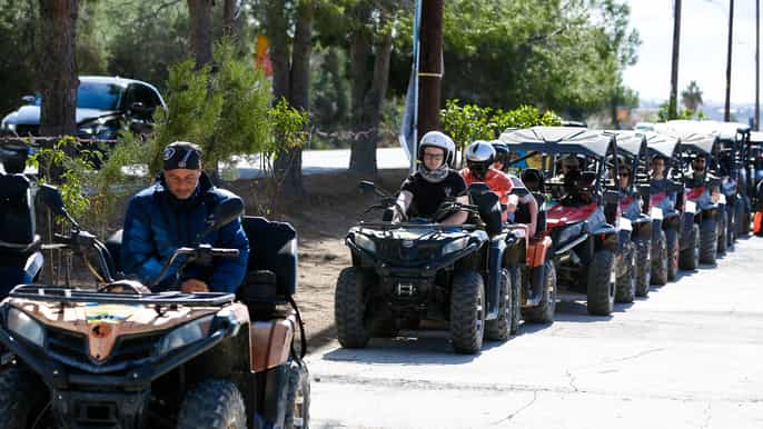 Vanuit Paphos: Coral Bay en Lara Bay, begeleide quad- en buggytour