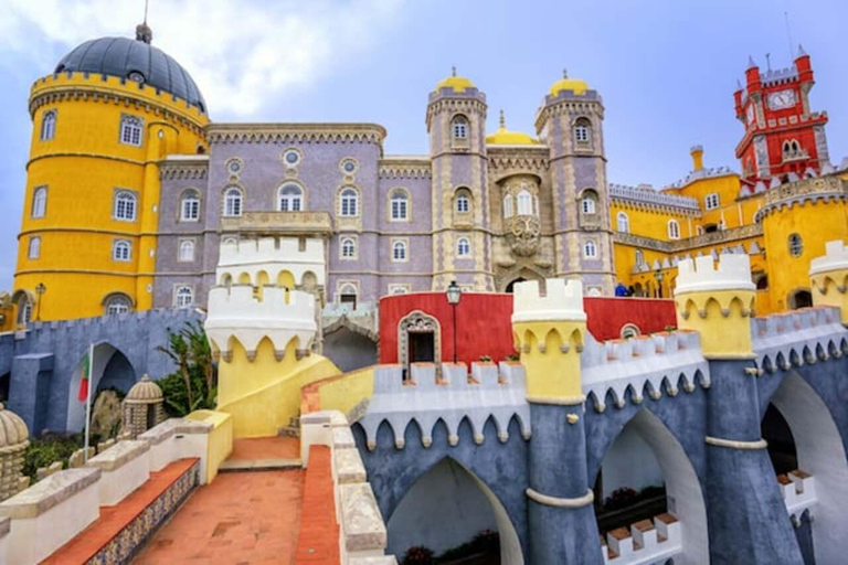 From Sintra Palaces to Lisbon Streets: Two Worlds in One Day