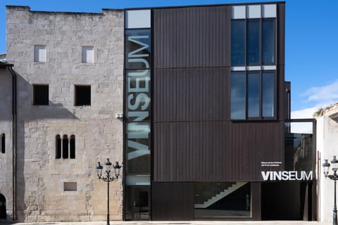 VINSEUM Ticket with Catalan Wine Tasting (3 Wines)