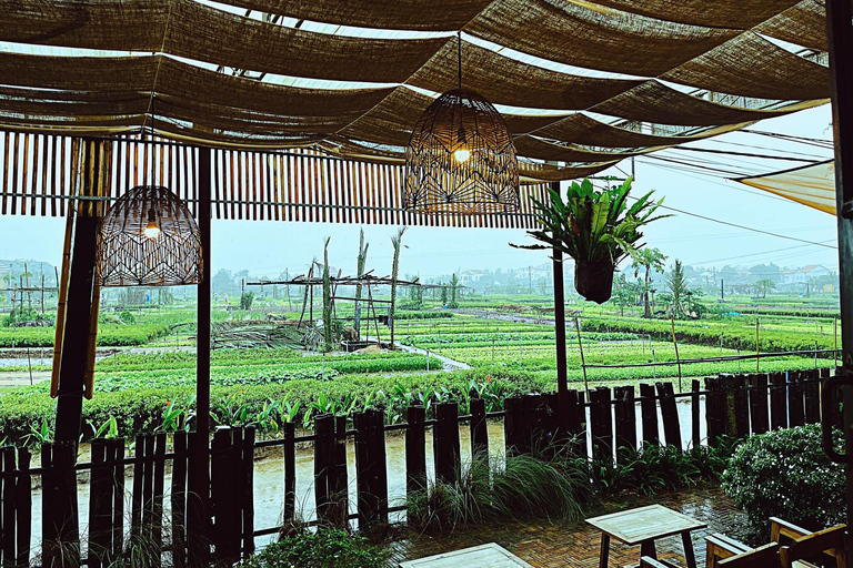 Hoi An: tour delle gemme nascoste con caffè nel villaggio e passeggiata sulla spiaggiaTour di gruppo (inglese)