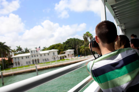 Miami: Biscayne Bay Boat Tour with Guide