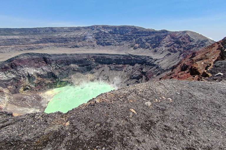 Santa Ana: Private Volcano Hike and Lunch with Lake View