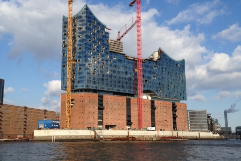Hamburg: Große Hafenrundfahrt1-stündige Bootsfahrt mit Gruppenrabatt