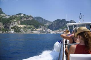 Von Neapel aus: Bootstour nach Amalfi, Positano und Ravello
