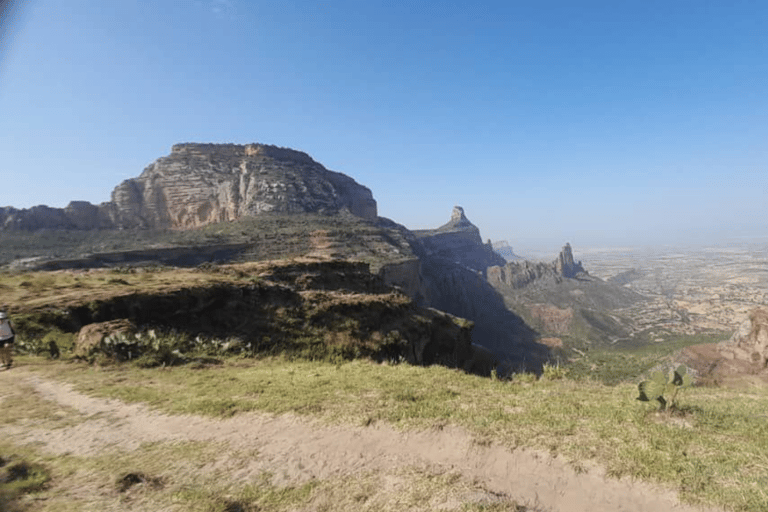 Addis Ababa: 8-Day Bahirdar, Gondar, Lalibela & Abune Yemata