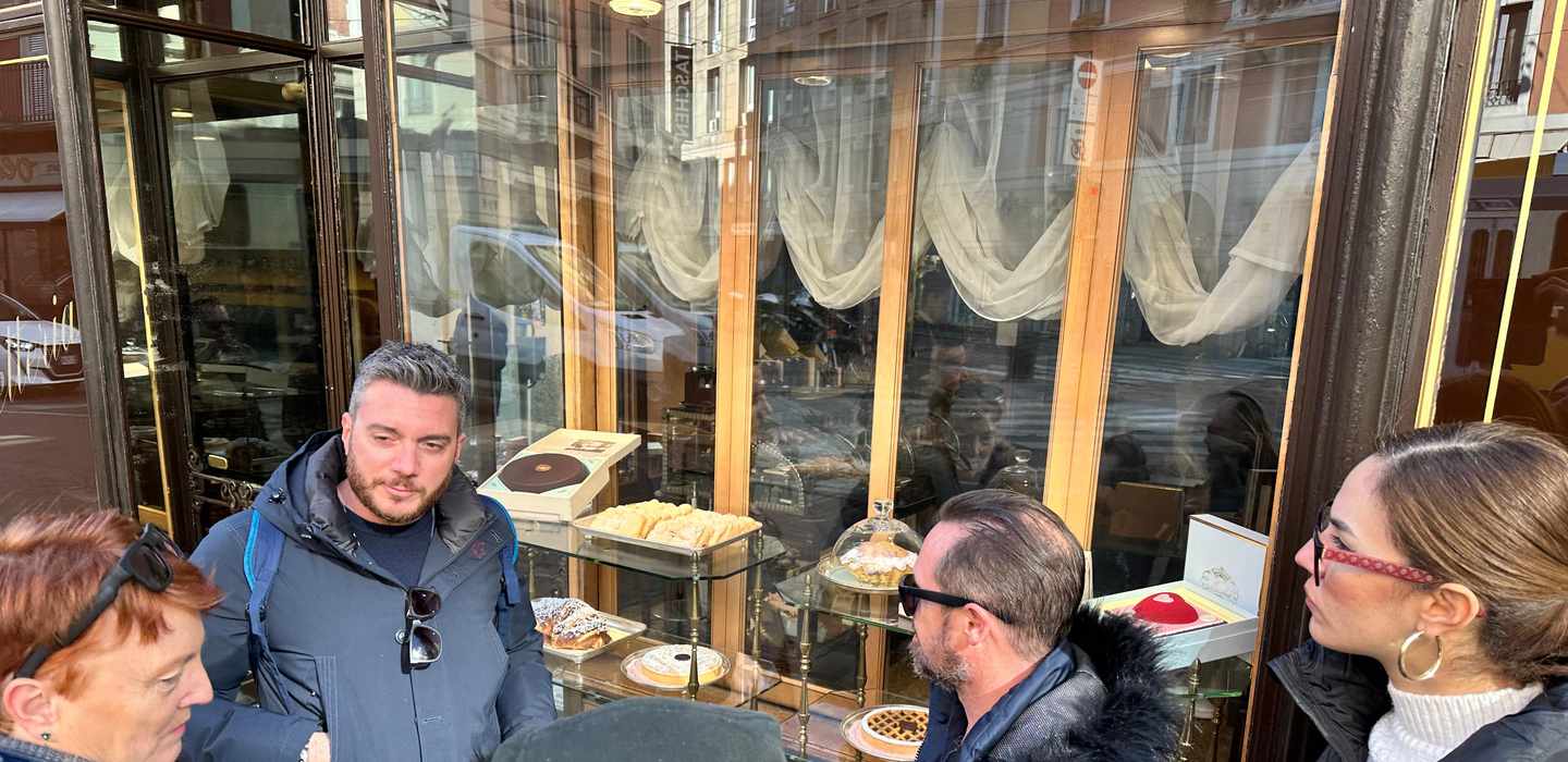 Mailand: Street Food Tour mit Verkostungen und ortskundigem Guide Mailand: Street Food Tour mit Verkostungen und ortskundigem Guide