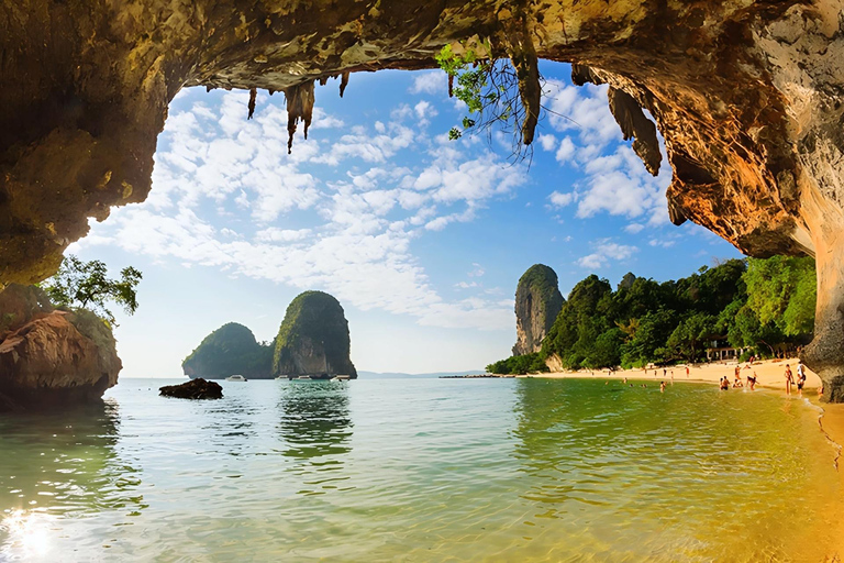 Krabi: 7 Islands Longtail Boat Tour with Sunset & Plankton