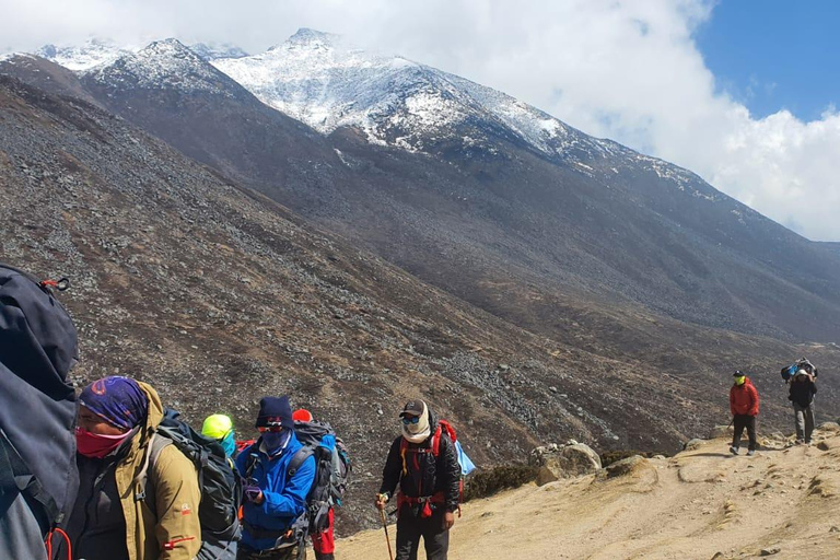 Trekking privado ao acampamento base do Everest saindo de Katmandu - 15 dias